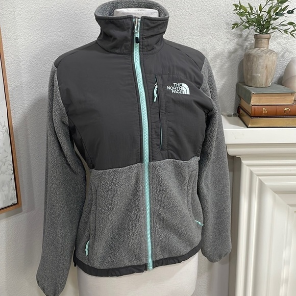 North Face Fleece Jacket - Picture 1 of 3